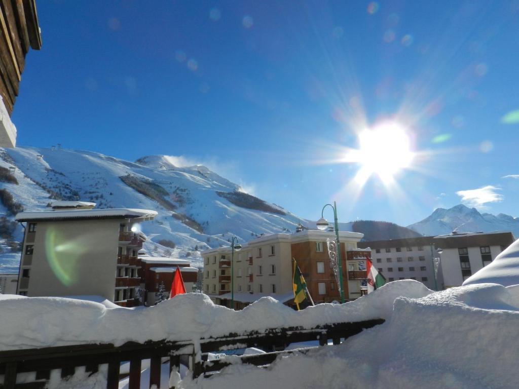 Hotel Le Cairn Les Deux Alpes Dış mekan fotoğraf